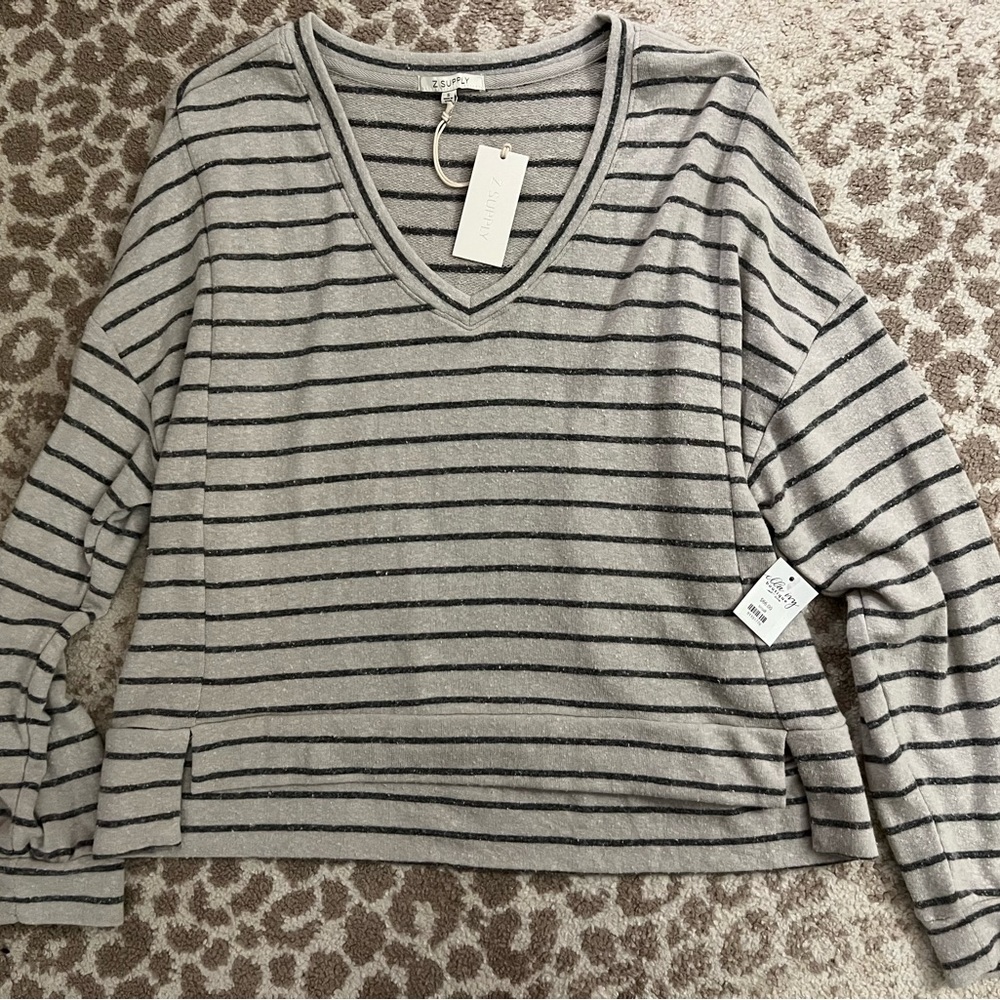Brand new with Tags Womens Z Supply size small top